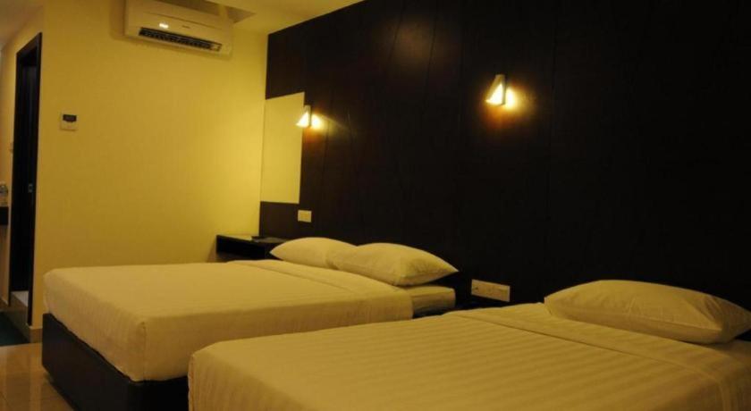 Cathay Hotel Kota Kinabalu Zewnętrze zdjęcie