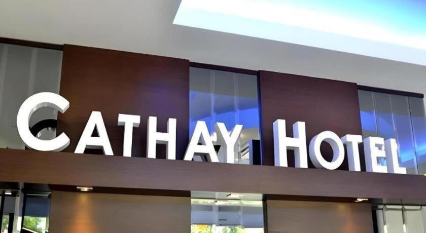 Cathay Hotel Kota Kinabalu Zewnętrze zdjęcie