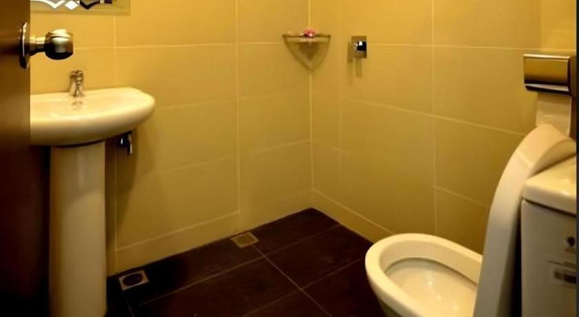 Cathay Hotel Kota Kinabalu Zewnętrze zdjęcie